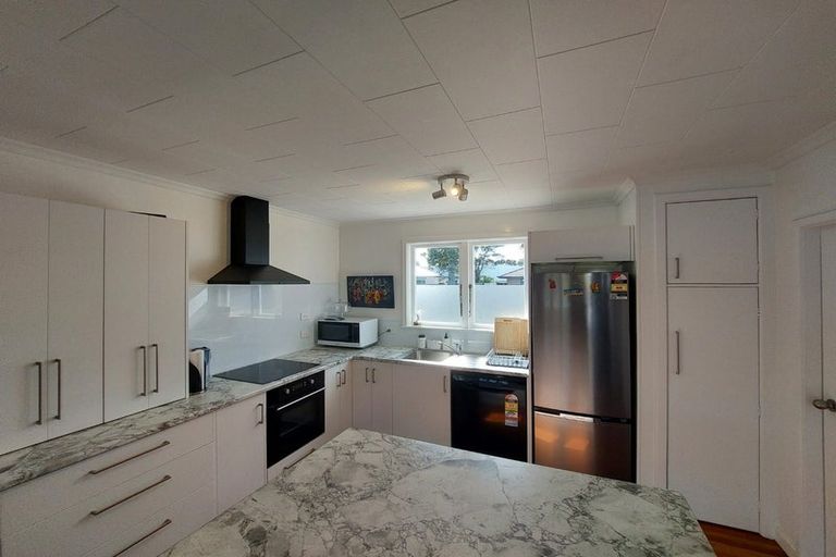 Photo of property in 206 Ngamotu Road, Spotswood, New Plymouth, 4310