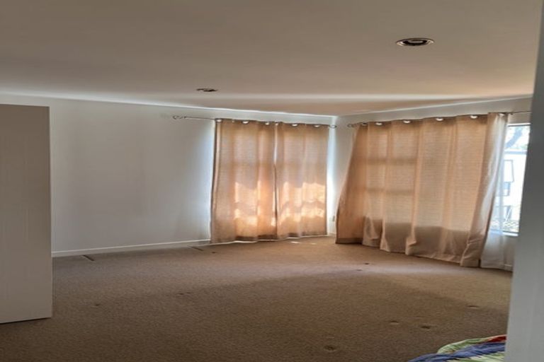 Photo of property in 19b Nile Road, Milford, Auckland, 0620