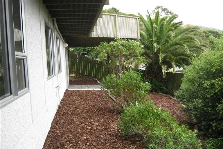 Photo of property in 3 Clementine Way, Crofton Downs, Wellington, 6035