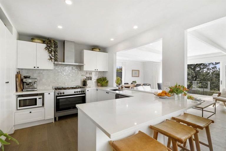 Photo of property in 51 Hinemoa Street, Birkenhead, Auckland, 0626