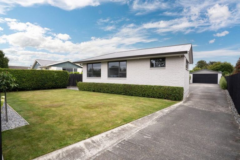 Photo of property in 29 Dunster Street, Burnside, Christchurch, 8053