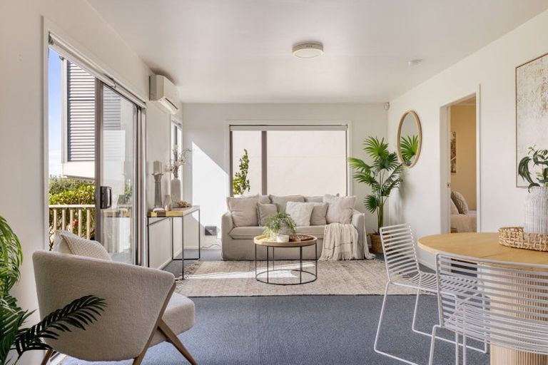 Photo of property in 1009 Papamoa Beach Road, Papamoa Beach, Papamoa, 3118