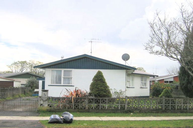 Photo of property in 34 Rosalind Street, Deanwell, Hamilton, 3206