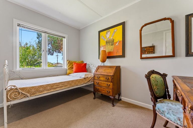 Photo of property in 1/73 Birkdale Road, Birkdale, Auckland, 0626