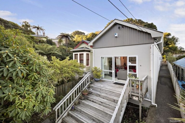 Photo of property in 78 Todman Street, Brooklyn, Wellington, 6021