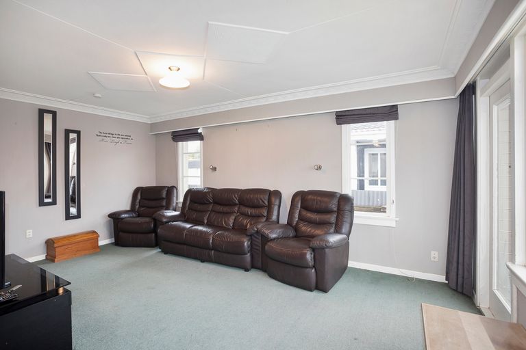 Photo of property in 51 Helmsdale Street, Waverley, Invercargill, 9810