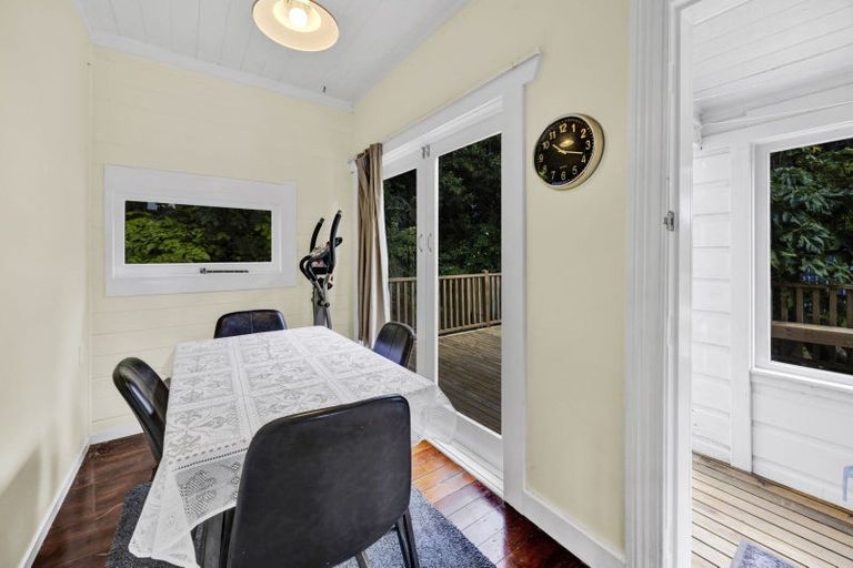 Photo of property in 73 Ngatai Street, Manaia, 4612