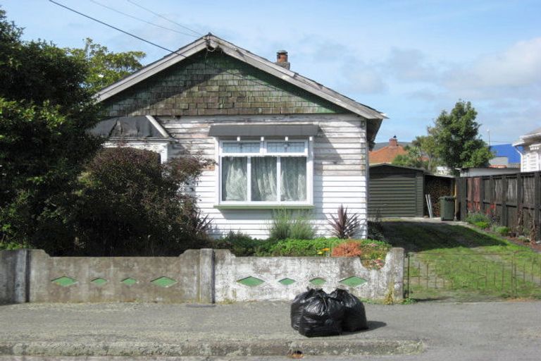 Photo of property in 20 Grafton Street, Waltham, Christchurch, 8011