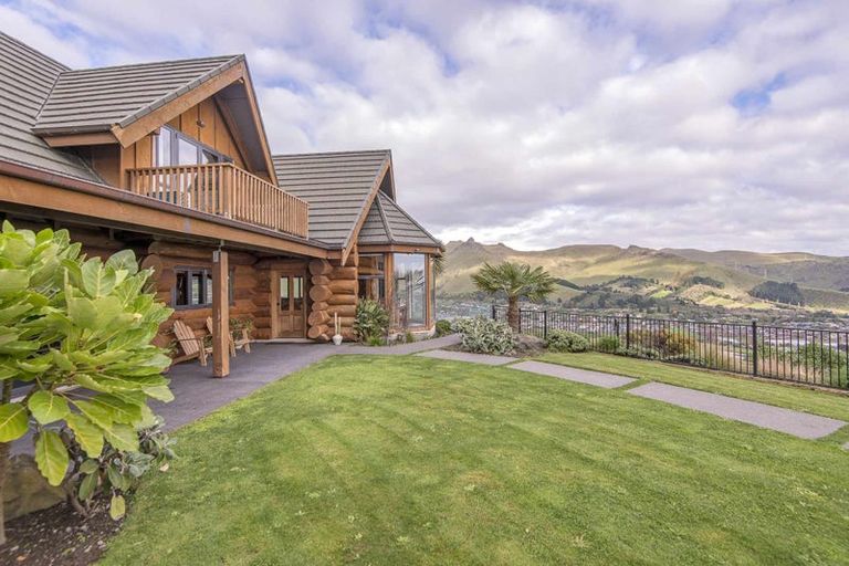 Photo of property in 5 Lapwing Lane, Mount Pleasant, Christchurch, 8081