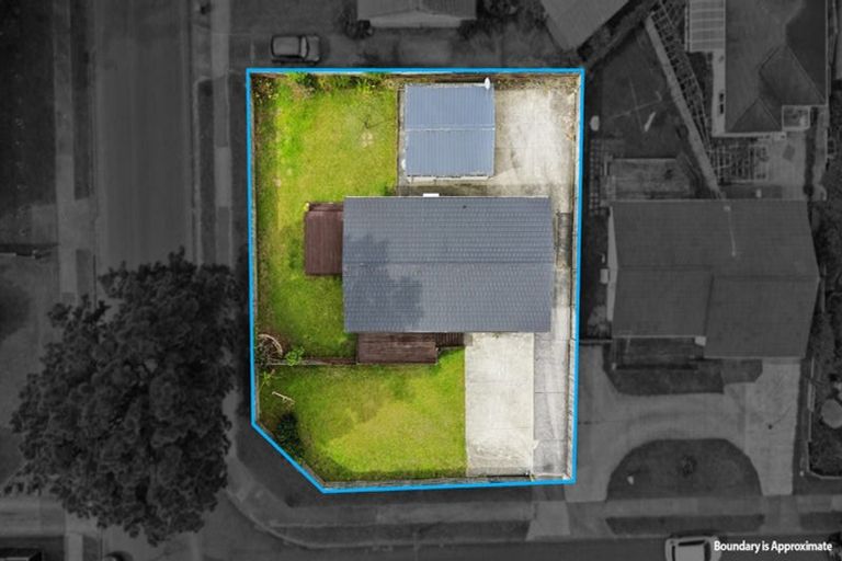 Photo of property in 2 Marvon Downs Avenue, Pakuranga Heights, Auckland, 2010