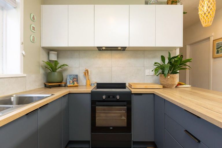 Photo of property in 11 Dillon Street, Blenheim, 7201
