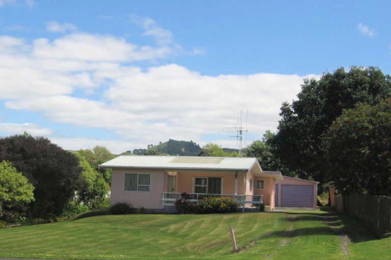 Photo of property in 42 Hillview Road, Waihi Beach, 3611