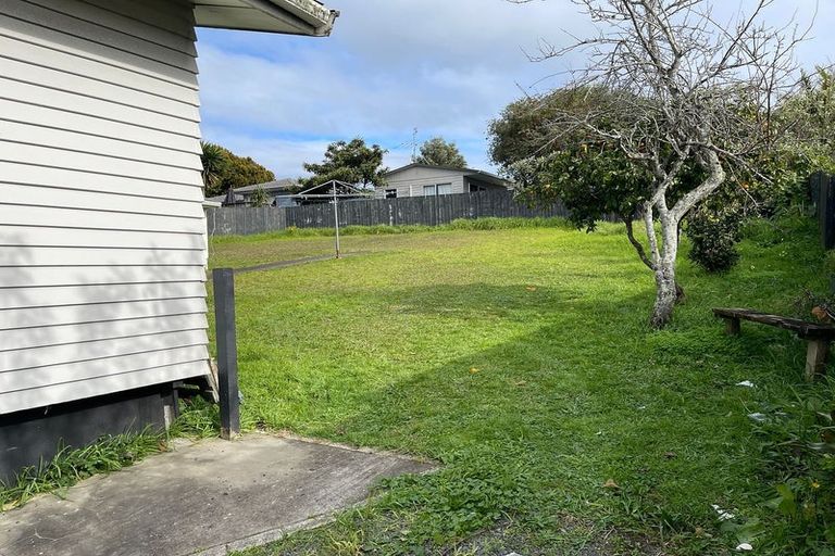 Photo of property in 11 Frangipani Avenue, Manurewa, Auckland, 2102