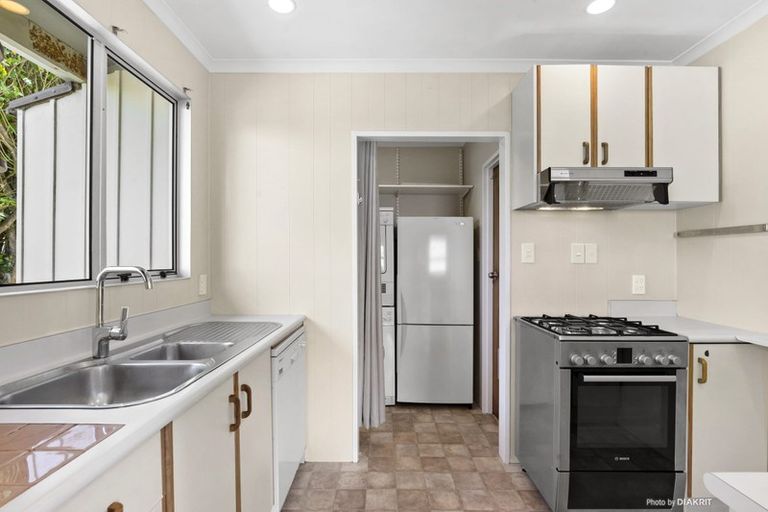 Photo of property in 25a Houghton Bay Road, Houghton Bay, Wellington, 6023