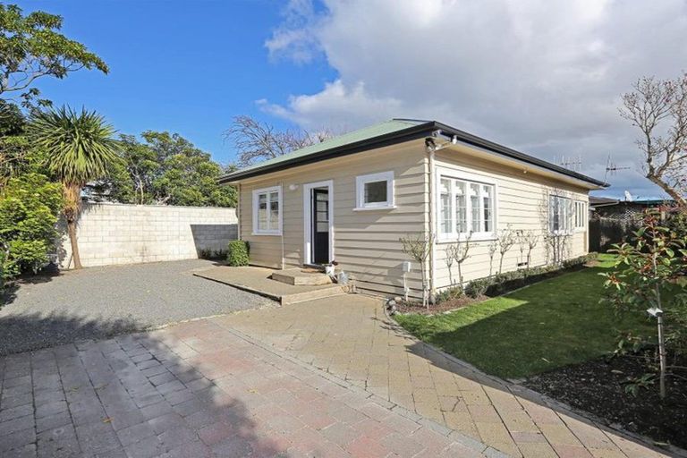 Photo of property in 623a Nelson Street North, Hastings, 4122