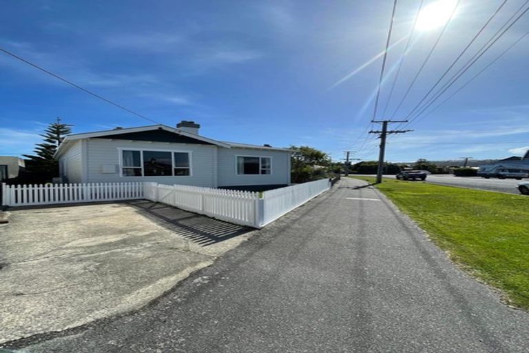 Photo of property in 9 Hargest Crescent, Saint Kilda, Dunedin, 9012