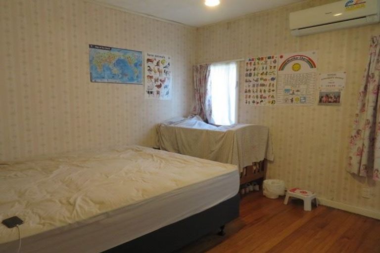 Photo of property in 2/187 Knights Road, Hutt Central, Lower Hutt, 5011