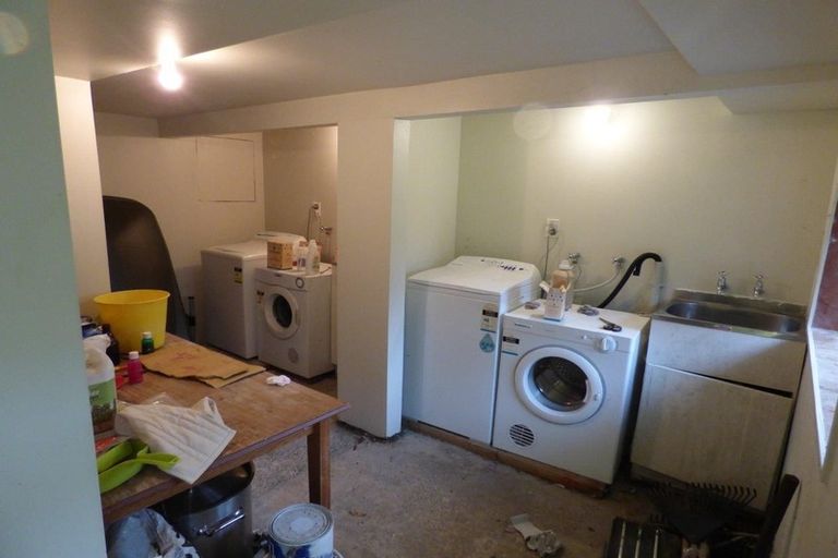 Photo of property in 164 The Ridgeway, Mornington, Wellington, 6021