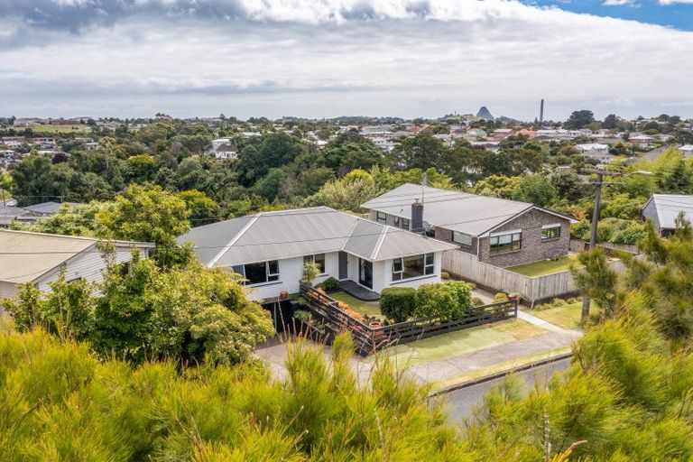 Photo of property in 230 Frankley Road, Frankleigh Park, New Plymouth, 4310