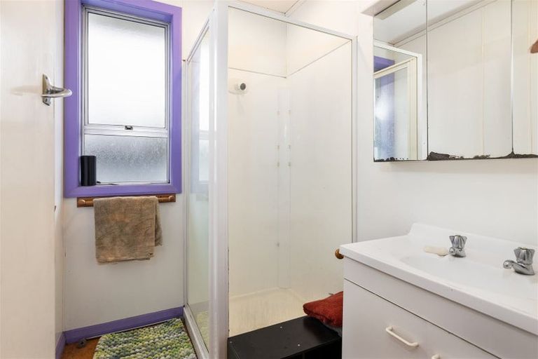 Photo of property in 37 Holdaway Street, Riversdale, Blenheim, 7201