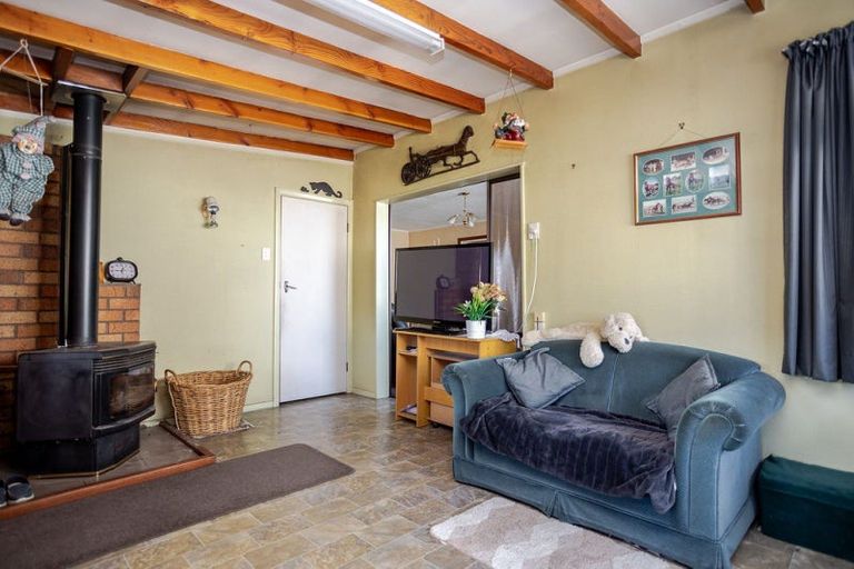 Photo of property in 4 Otanga Street, Dannevirke, 4930