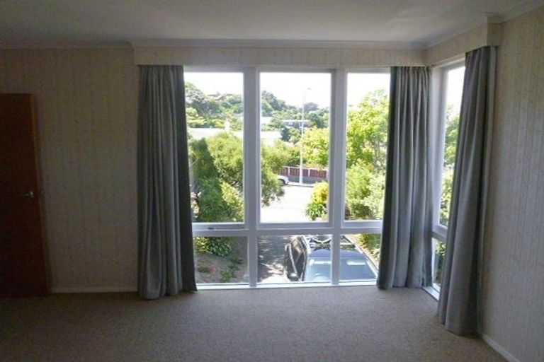 Photo of property in 31 Dowse Drive, Maungaraki, Lower Hutt, 5010