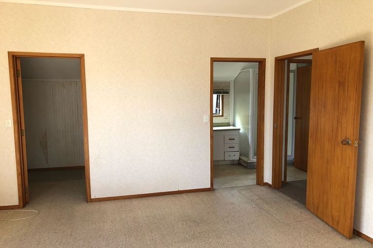 Photo of property in 2/13 Billabong Place, Botany Downs, Auckland, 2010