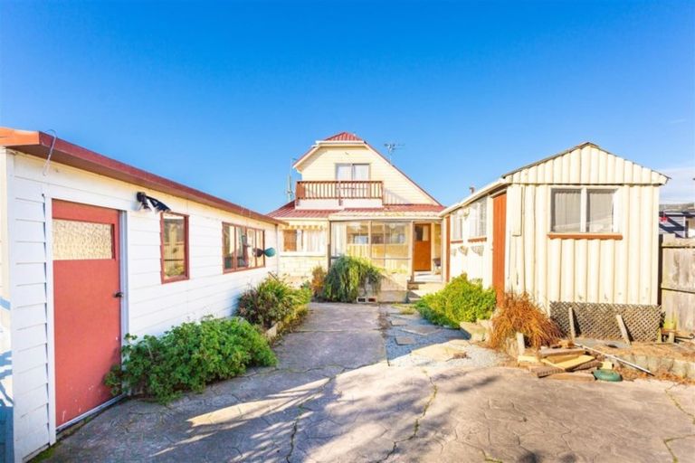 Photo of property in 8 Radley Street, Woolston, Christchurch, 8023