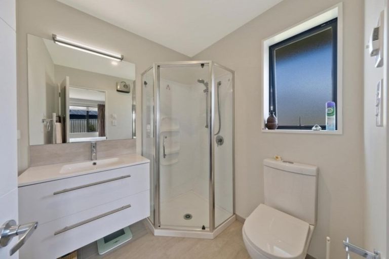 Photo of property in 32 Pentire Parade, Lincoln, 7608