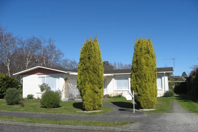 Photo of property in 26 Hornsby Street, Carterton, 5713