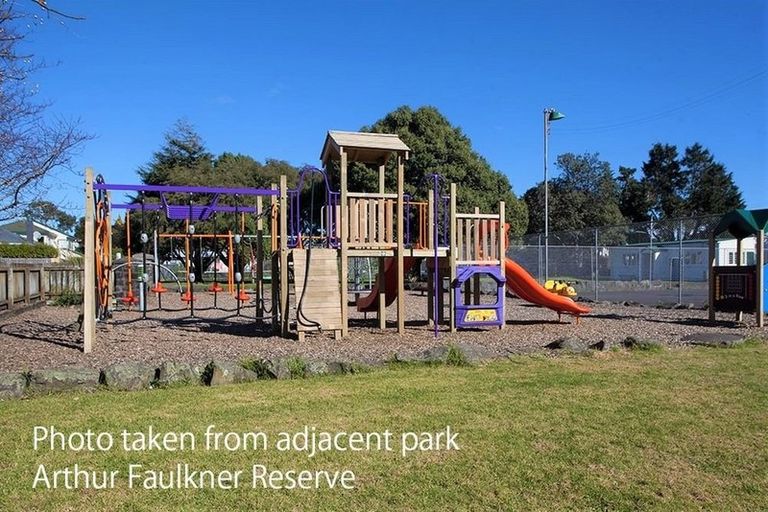 Photo of property in 28a Hazel Avenue, Mount Roskill, Auckland, 1041