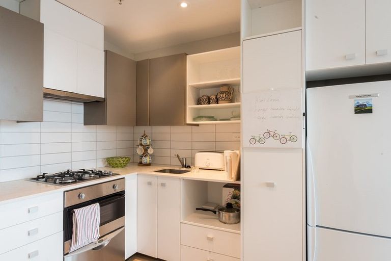 Photo of property in Trinity Apartments, 607/19 College Street, Te Aro, Wellington, 6011