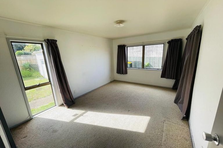 Photo of property in 13 Duckworth Road, Papakura, 2110