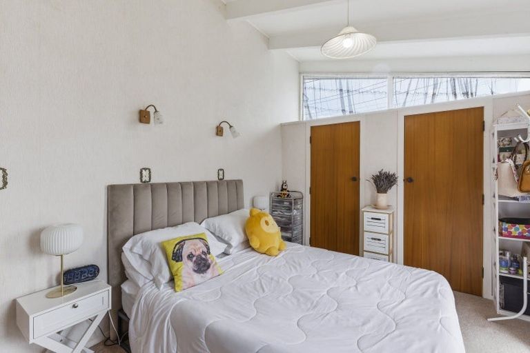 Photo of property in 556 Queen Street East, Levin, 5510