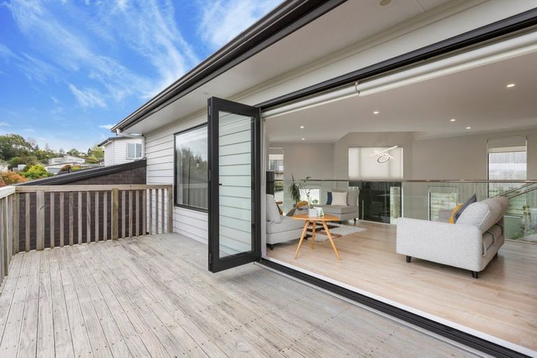 Photo of property in 27 Aditi Close, Massey, Auckland, 0614