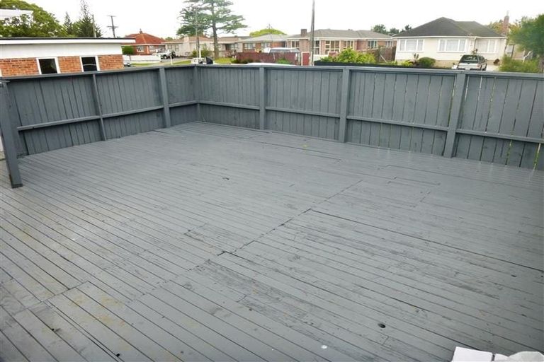 Photo of property in 43 Hallberry Road, Mangere East, Auckland, 2024