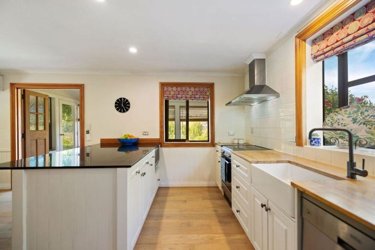 Photo of property in 108 Moonlight Track, Arthurs Point, Queenstown, 9371