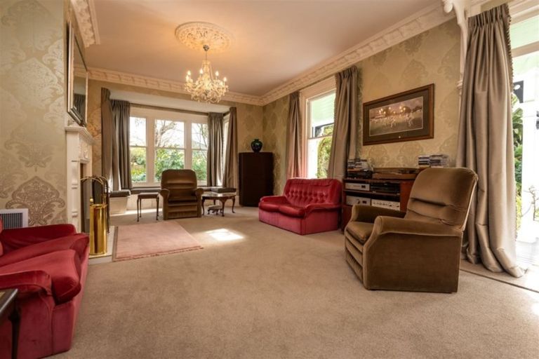Photo of property in Chilcombe Homestead, 4 Medbury Terrace, Fendalton, Christchurch, 8041