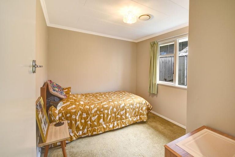 Photo of property in 3 Elwyn Crescent, Green Island, Dunedin, 9018