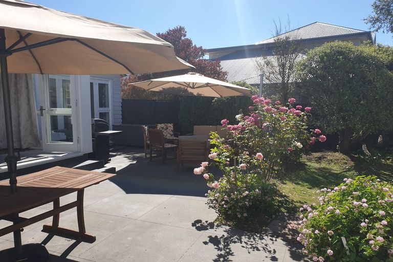 Photo of property in 129 Memorial Avenue, Burnside, Christchurch, 8053