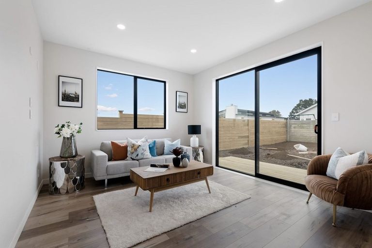 Photo of property in 12 Riverhead Point Drive, Riverhead, 0820