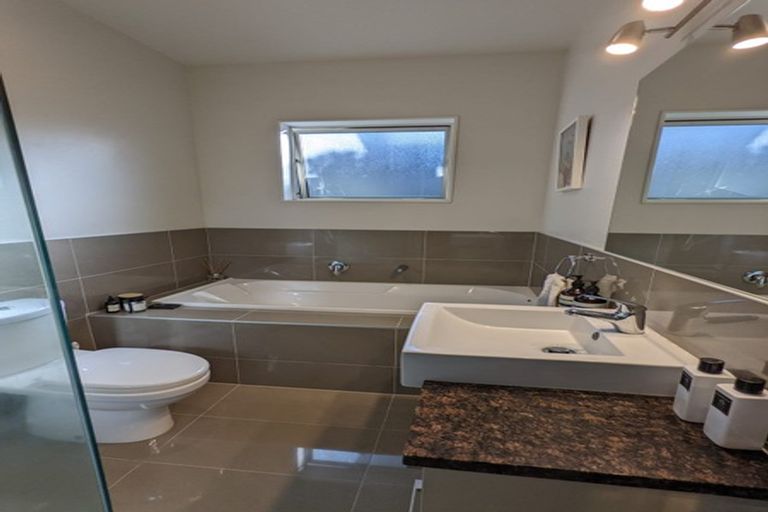Photo of property in 1/137 Victoria Street, Onehunga, Auckland, 1061