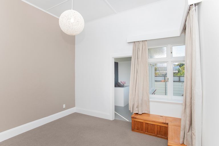 Photo of property in 33 Carnarvon Street, Gisborne, 4010