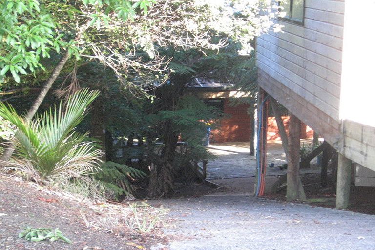 Photo of property in 25 Victory Road, Laingholm, Auckland, 0604