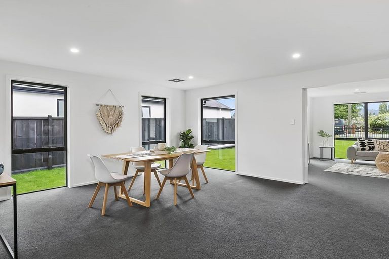 Photo of property in 141 Wingatui Road, Mosgiel, 9024