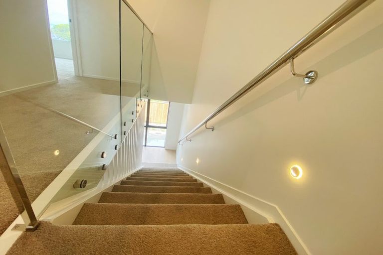 Photo of property in 3/46 View Road, Henderson, Auckland, 0612