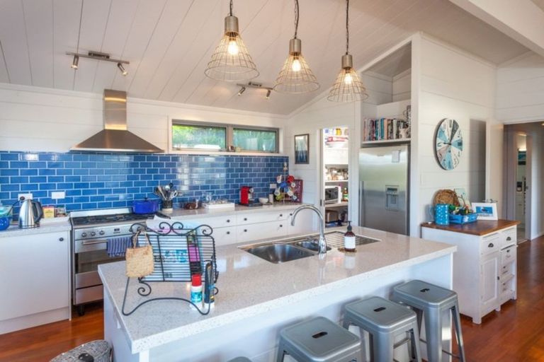 Photo of property in 14 Panorama Avenue, Paihia, 0200