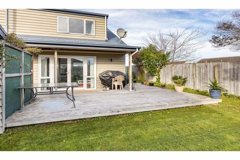 Photo of property in 6a Pandora Street, North New Brighton, Christchurch, 8083