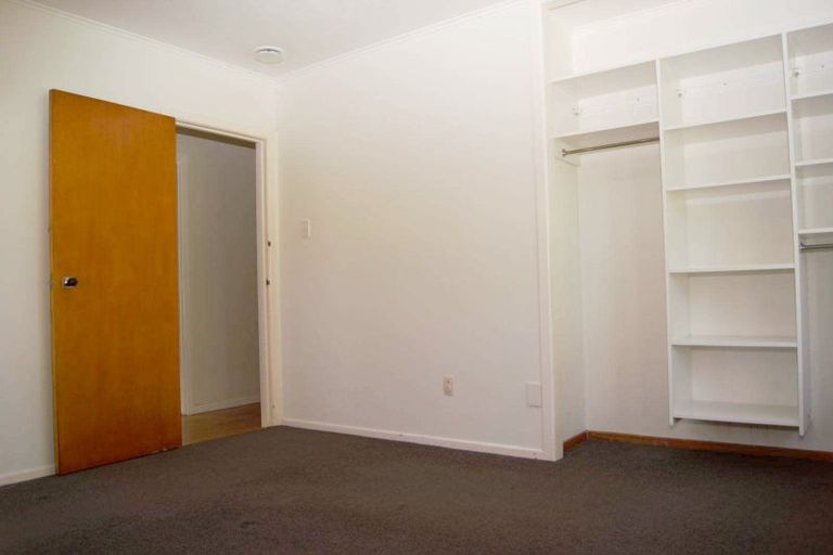 Photo of property in 54 Kervil Avenue, Te Atatu Peninsula, Auckland, 0610