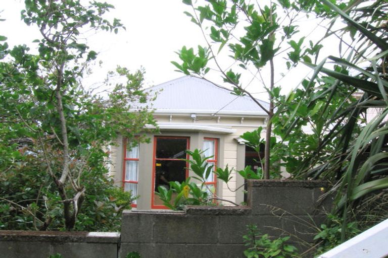 Photo of property in 59 Herald Street, Berhampore, Wellington, 6023